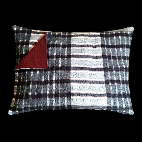 Pair of Quilted King Pillow Shams Plaid Black Red Set of 2 35x20 NWOT - Picture 1 of 5